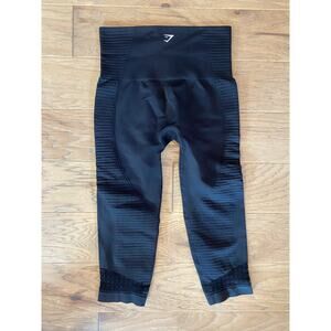 Gymshark black atheltic capri seamless leggings